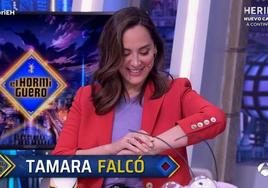 Tamara Falcó presume de la joya que le ha regalado Iñigo Onieva