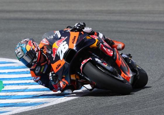 Dani Pedrosa pilota su KTM en Jerez.