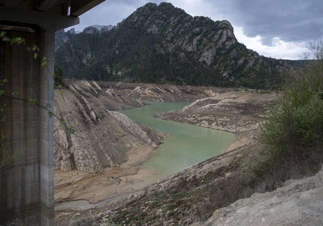 Vista aérea del pantano de la Llosa del Cavall.