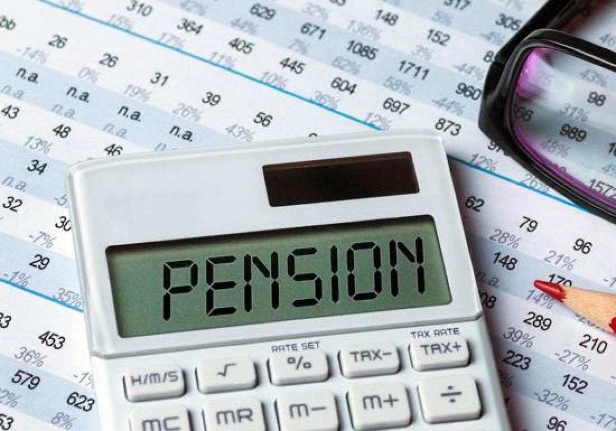 Fedea warns that there will be another strong increase in contributions to pay pensions