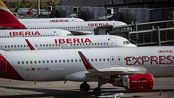IAG reduce sus pérdidas hasta los 87 millones por el 'boom' del turismo