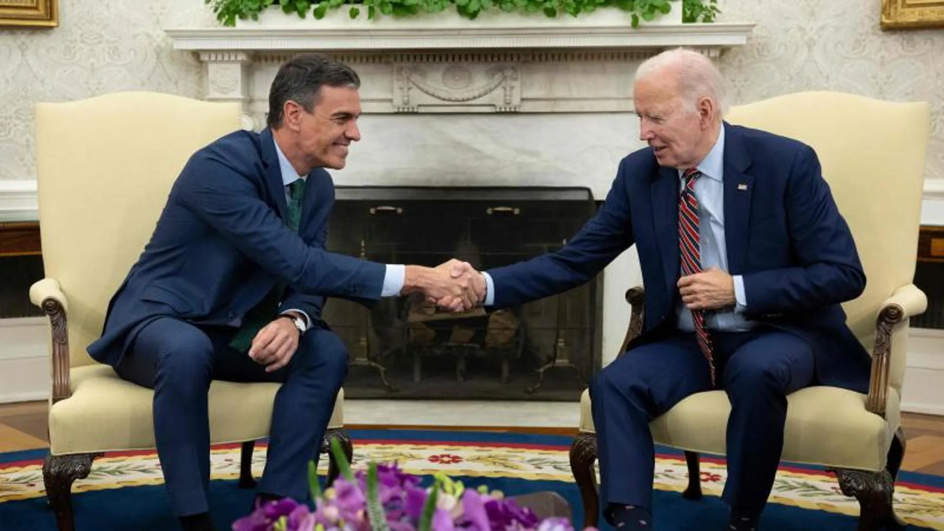 Biden thanks Sánchez for the pact to refer immigrants to Spain and the support in Rota