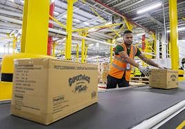 Centro logístico de Amazon en Zaragoza.