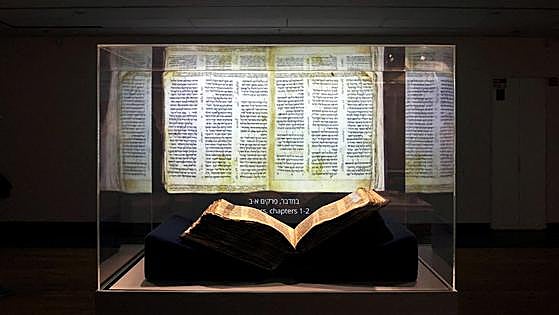 Vendida la Biblia hebrea más antigua del mundo por 38 millones de dólares