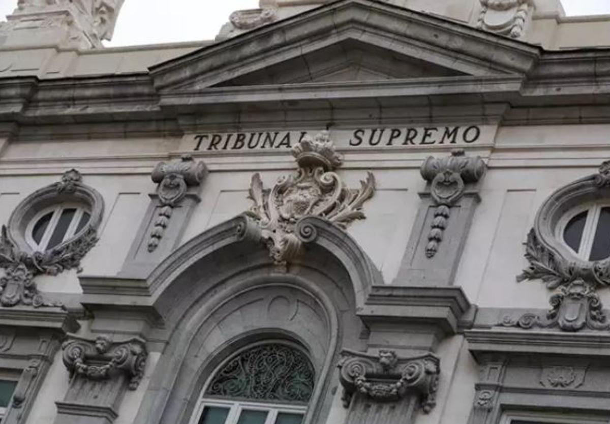 Fachada del edificio del Tribunal Supremo.