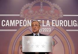Florentino Pérez, durante la recepción al equipo de baloncesto en la Comunidad de Madrid.