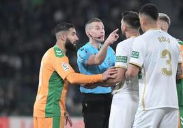 Ignacio Iglesias Villanueva durante un Elche-Betis