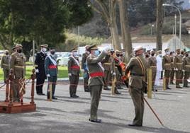 Un acto castrense en el Regimiento de Artillería de Campaña número 93 de Tererife.