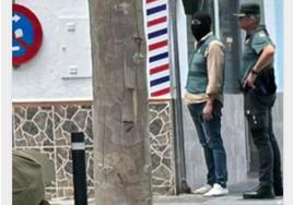 Agentes de la Guardia Civil, en el lugar de los hechos.