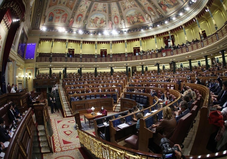 Extrapolaciones del 28-M al 23-J: El PP gana en todos los escenarios pero las horquillas son muy amplias