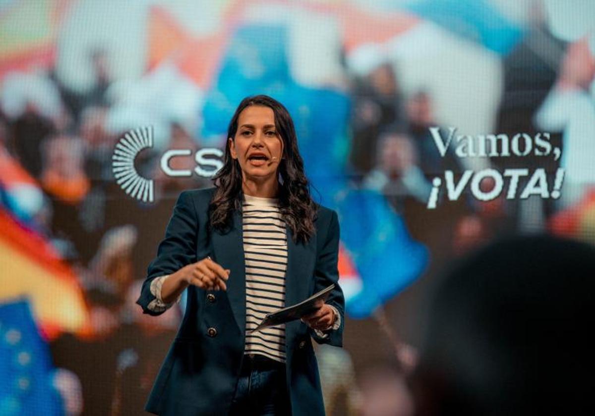 Inés Arrimadas, durante un acto de campaña del 28-M