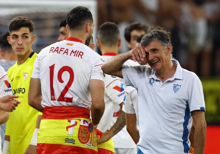 Mendilibar, la sencillez del hombre milagro del Sevilla