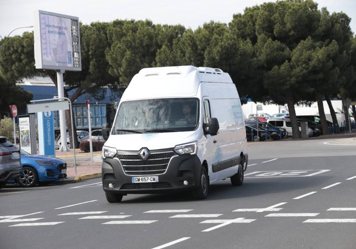 Renault Master Van H2-TECH durante su recorrido por Madrid