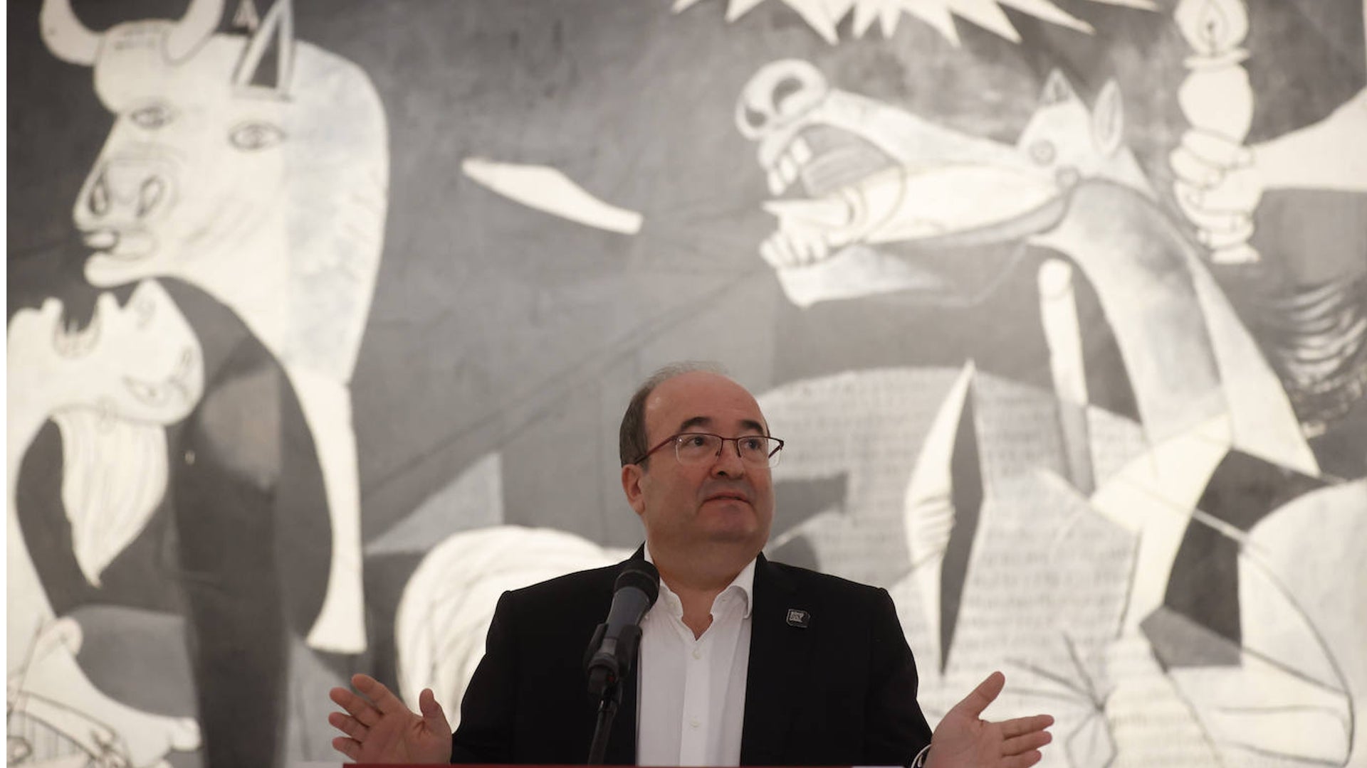 More candidates than candidates to direct the Reina Sofía