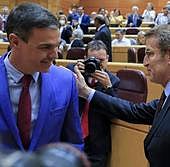 Sánchez reta a Feijóo a seis debates, uno semanal, hasta el 23-J