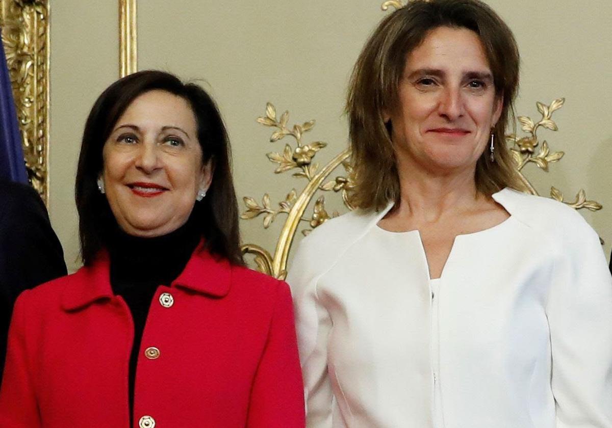 Margarita Robles y Teresa Ribera.