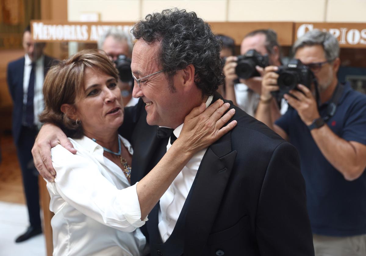 La que fuera fiscal general del Estado Dolores Delgado y Álvaro García Ortiz, en el acto de toma posesión como nuevo fiscal general del Estado, en el Tribunal Supremo.