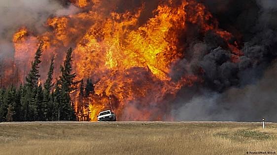 La pelea de Canadá contra más de 400 fuegos