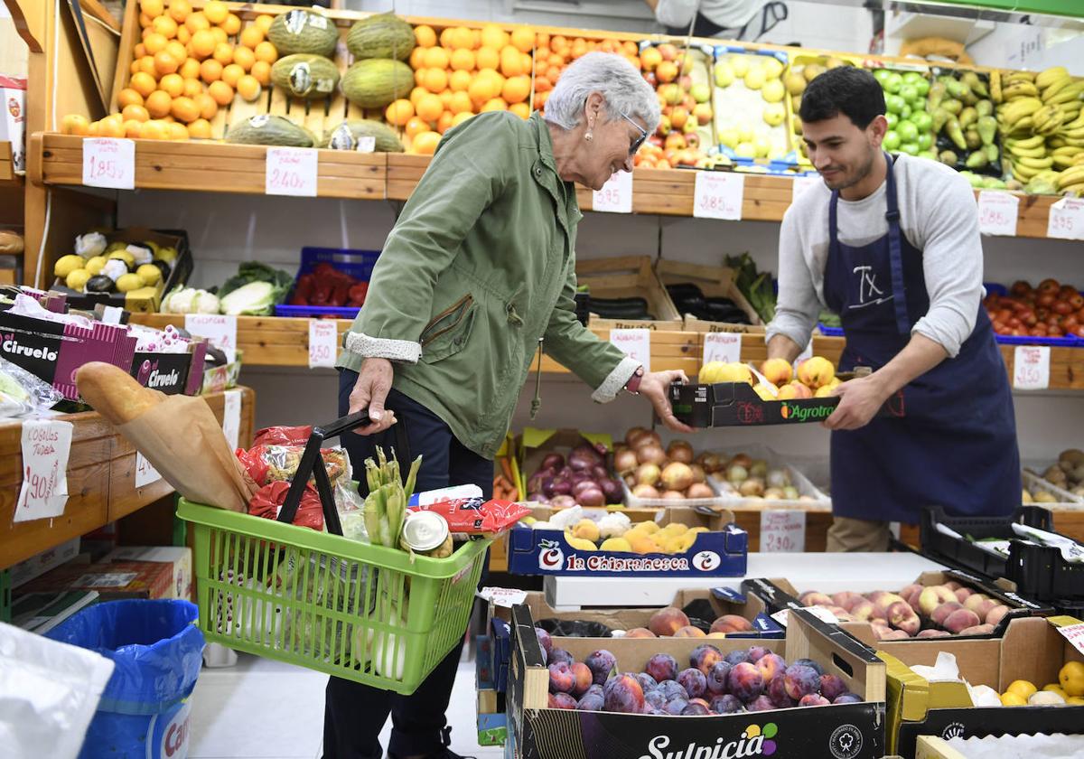 El Gobierno mantendrá las rebajas de IVA en alimentos en plena precampaña