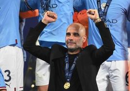 Pep Guardiola celebra la conquista de la Champions con el City.