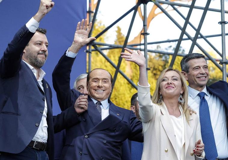 El Gobierno italiano peligra sin Berlusconi