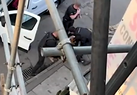 Varios agentes cortan el acceso al centro de la ciudad