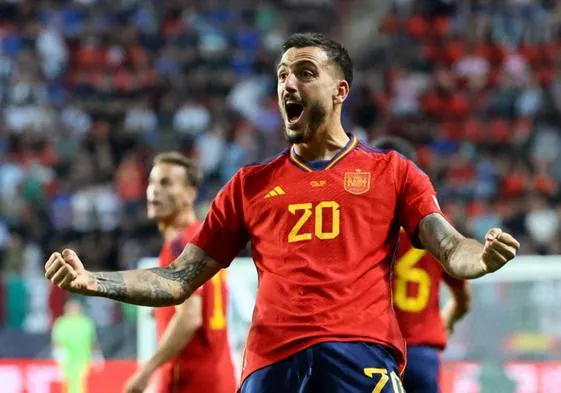 Joselu celebra el gol que doblegó a Italia y metió a España en la final contra Croacia.