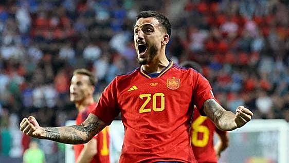 Joselu ilumina a España y la mete en la final contra Croacia