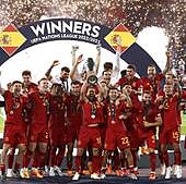 España inaugura con épica el palmarés de la era De la Fuente