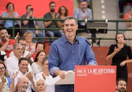 El presidente del Gobierno, Pedro Sánchez, en un mitin en Tenerife, esta mañana