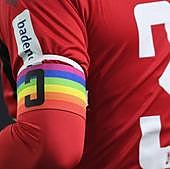 La homosexualidad, el eterno tabú que impera en el deporte masculino