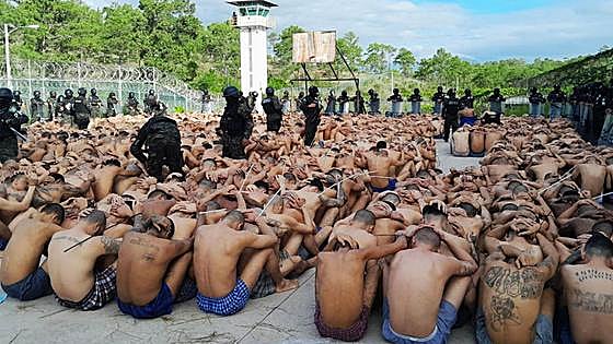 Honduras sigue el ejemplo de Bukele