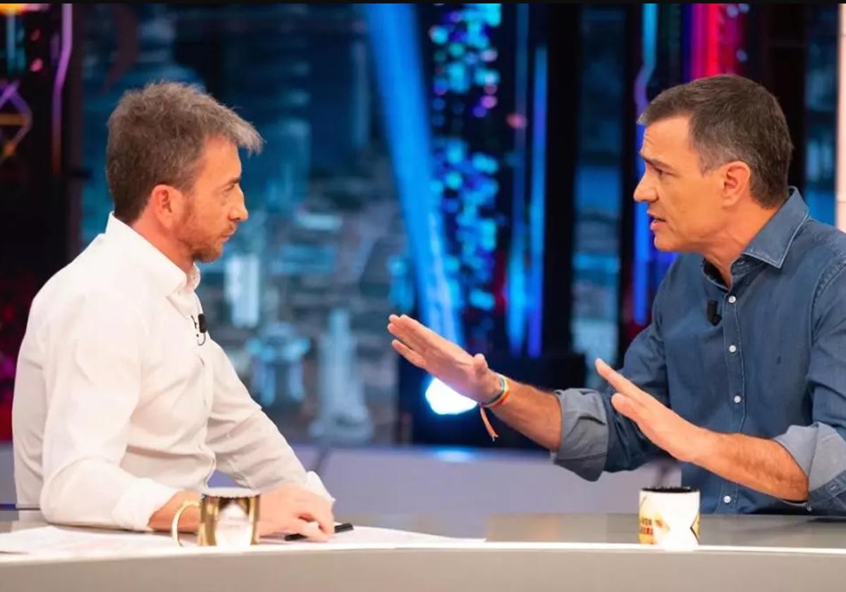 Pablo Motos y Pedro Sánchez, en 'El Hormiguero'.