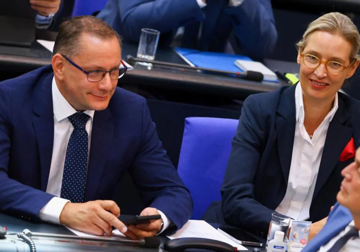 Tino Chrupalla y Alice Weidel, líderes de la ultraderecha alemana, durante una sesión del Bundestag.