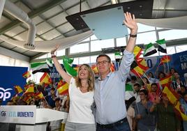 El bloqueo de Murcia da una baza a Feijóo para sacudirse la sombra de Vox