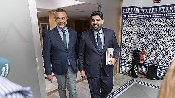 Fracasa el primer intento de investidura de López Miras en Murcia