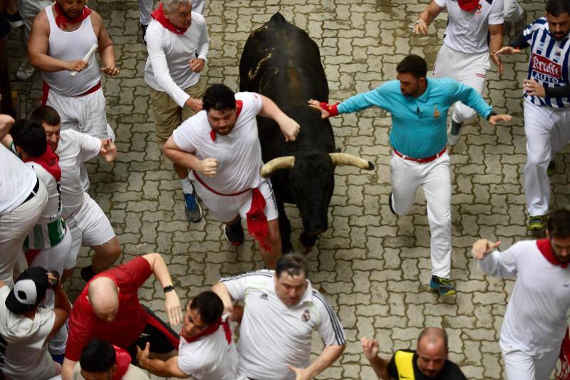 La carrera ha durado lo mismo que la de ayer: 2 minutos y 21 segundos. 