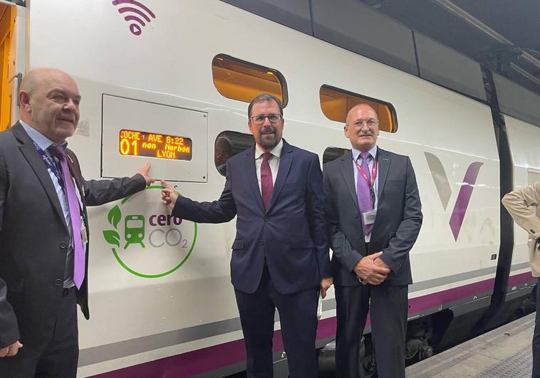 Renfe estrena su primer AVE a Francia desde Barcelona
