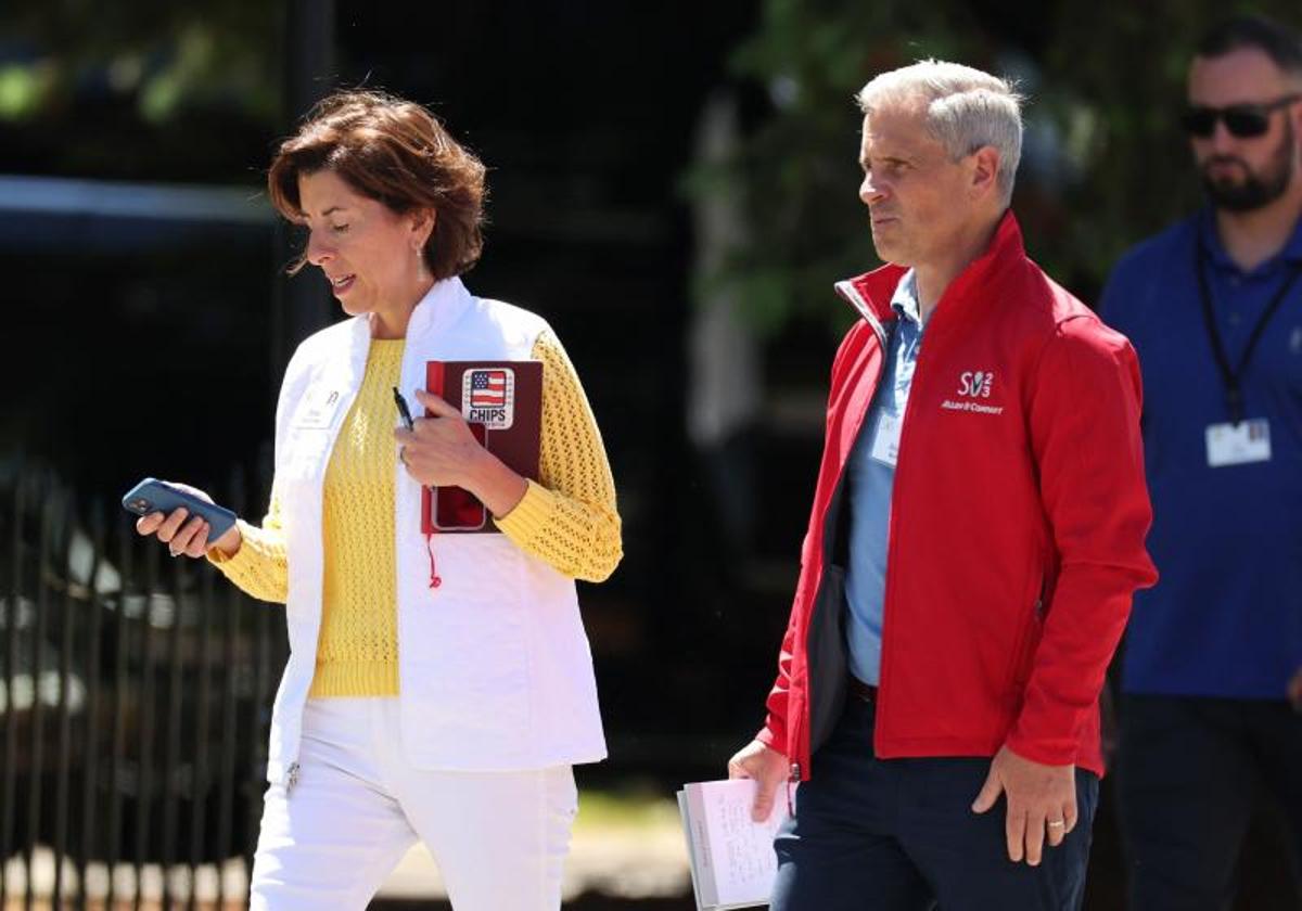 La Secretaria de Comercio de EE UU, Gina Raimondo, este jueves en Idaho.