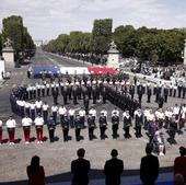 La resaca de los disturbios condiciona la celebración de la fiesta nacional francesa