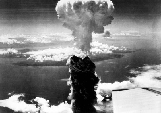 Imagen de la explosión atómica en Nagasaki.