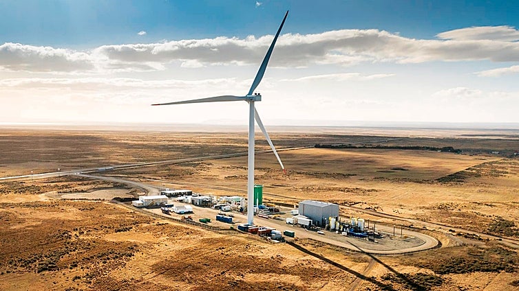 Cómo se produce el combustible sintético e-fuel sostenible