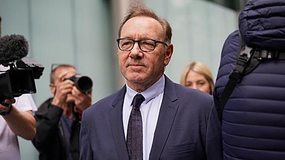 Kevin Spacey, en el banquillo