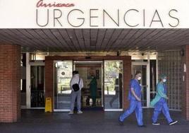 Puerta de Urgencias del hospital Arrixaca.