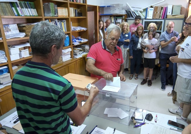 Villarroya ha batido su récord de votación rápida, con 26 segundos.