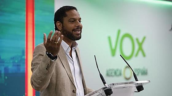Vox arremete contra el PP y le responsabiliza de «truncar la alternativa» a Sánchez
