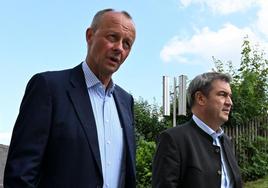 El líder de la CDU de Alemania, Friedrich Merz, y el máximo responsable de la CSU de Baviera, Markus Soeder.