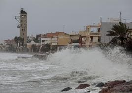 El mar se traga las playas españolas: 18 millones de metros cúbicos de arena para salvarlas