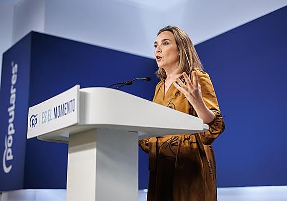 Gamarra pide a Sánchez que «rectifique» y se siente con Feijóo