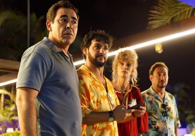 Pablo Chiapella, Fran Perea, Esther Acebo y Carlos Santos en 'De perdidos a Río'.